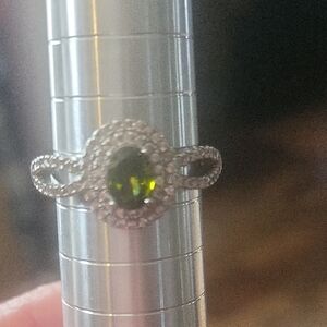 Peridot W/ Simulated Diamond Ring 925 Stamped  Size 9